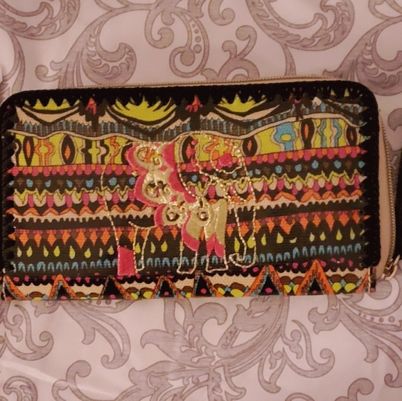 Sakroots Wallet - Picture 3 of 5